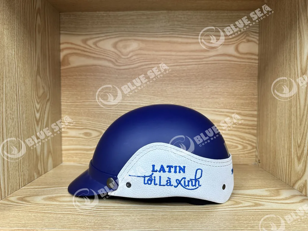 Xưởng In Logo Mũ Bảo Hiểm Theo Yêu Cầu - Giá Rẻ Chỉ Từ 42K Tận Xưởng