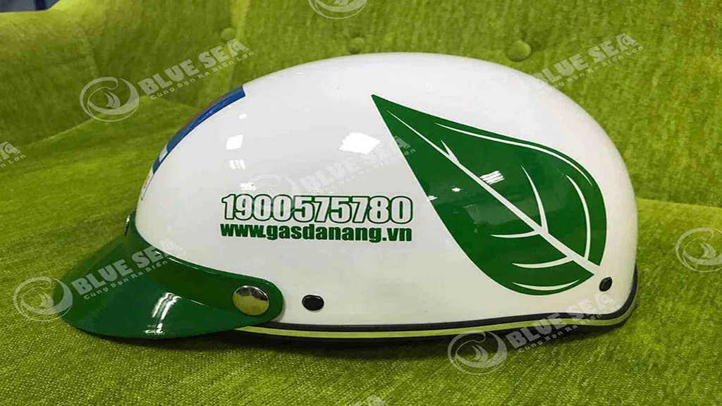 mũ bảo hiểm in thương hiệu