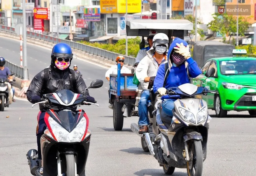 Xử phạt khi đội mũ bảo hiểm kém chất lượng – Người dùng cần biết