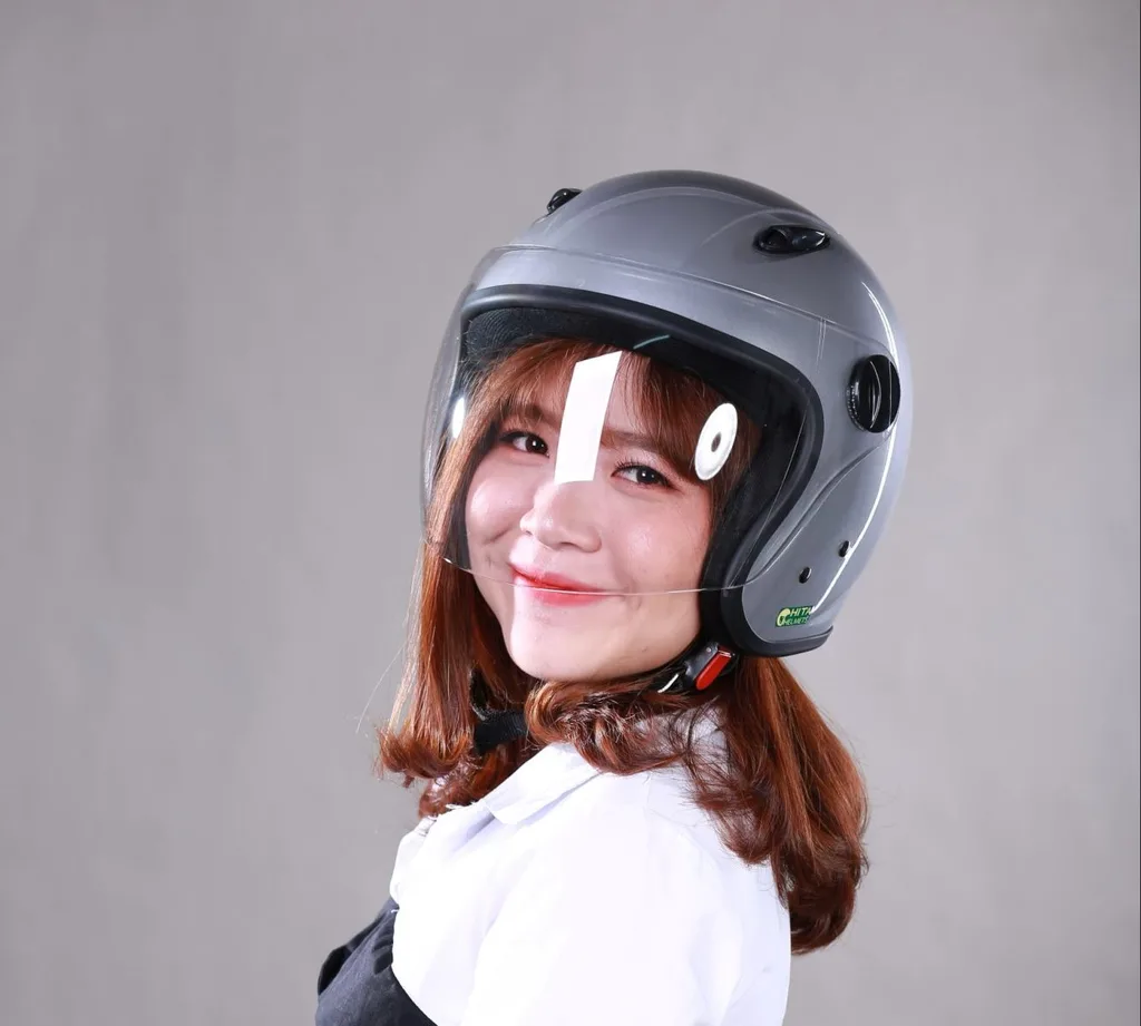 Mũ bảo hiểm có thể giúp giảm nguy cơ bị thương tích mắt không?