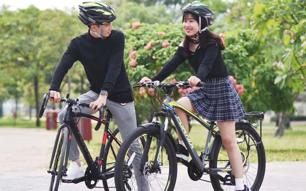 Người đội mũ bảo hiểm khi lái xe đạp có ít nguy cơ bị thương tích hơn không?