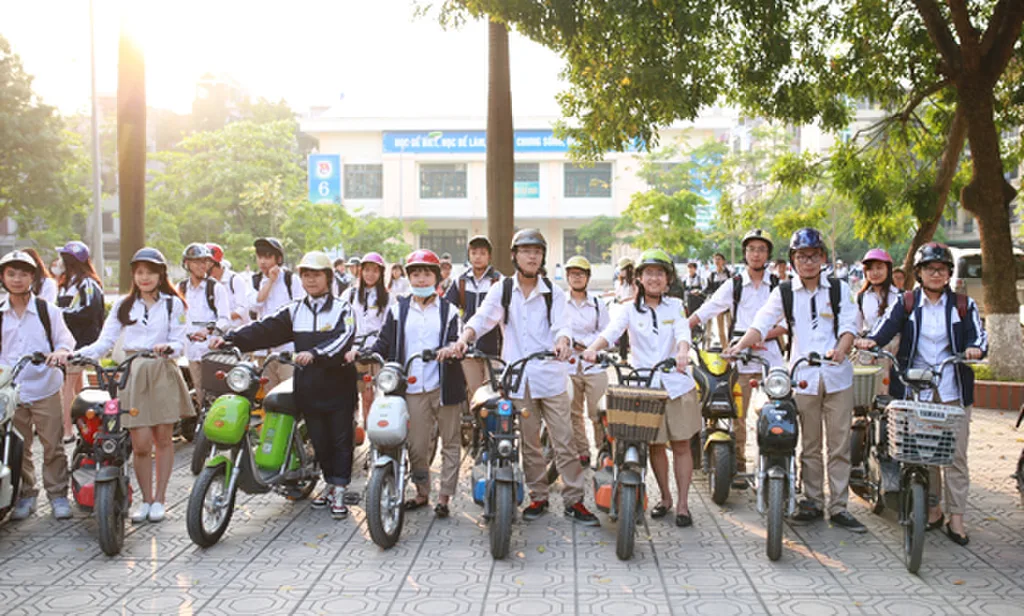 Mũ bảo hiểm cho học sinh – nhẹ, bền, giá tốt