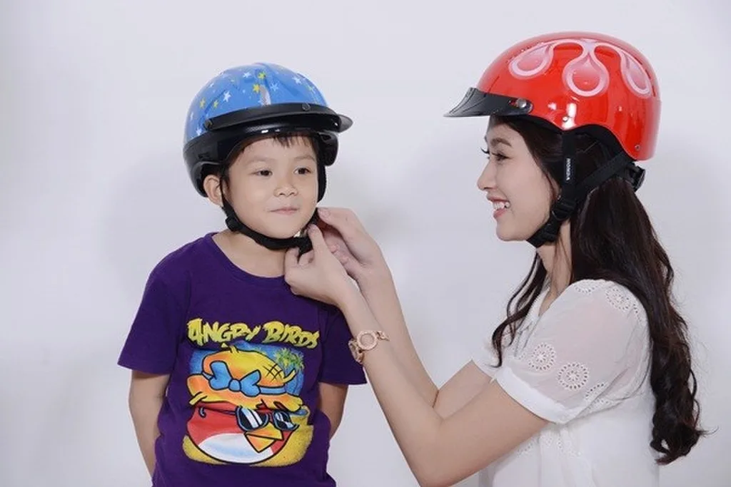 Làm thế nào để xác định mũ bảo hiểm phù hợp cho người đội?