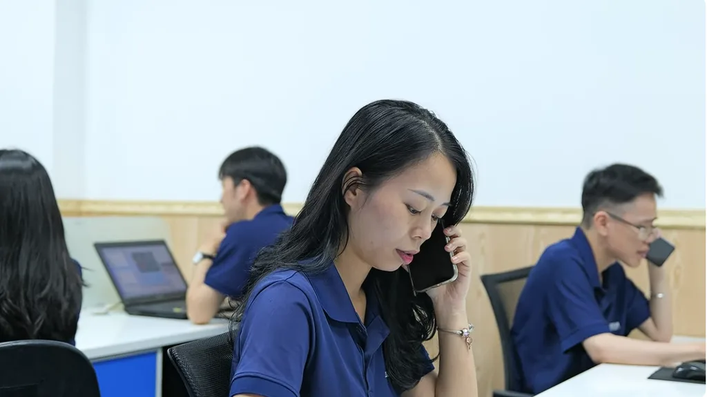 Xưởng gia công mũ bảo hiểm