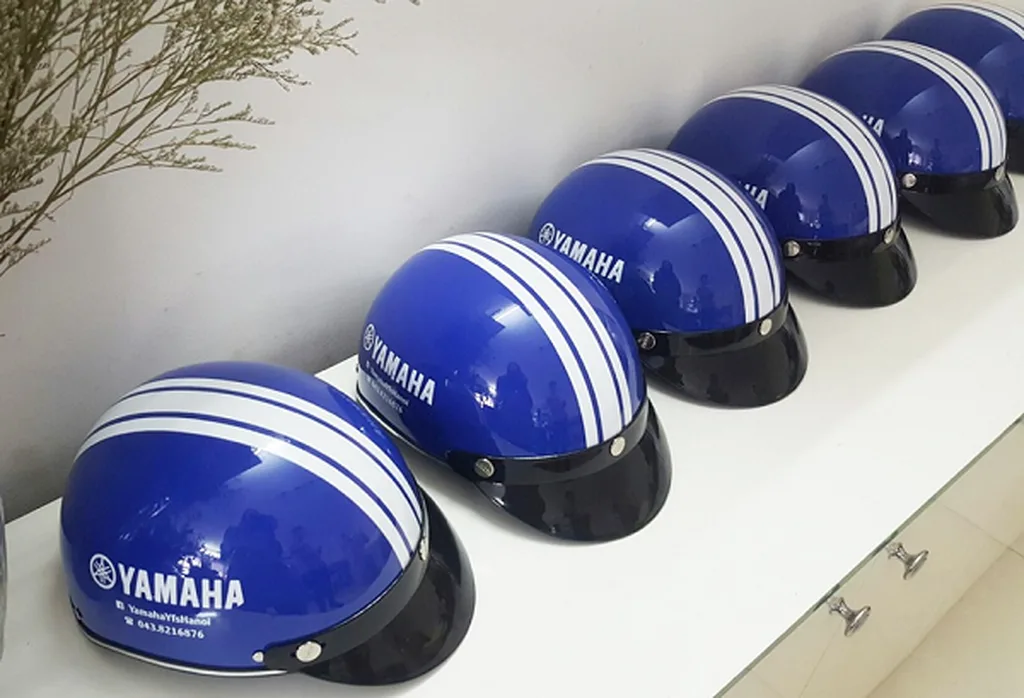 đặt nón bảo hiểm in logo theo yêu cầu