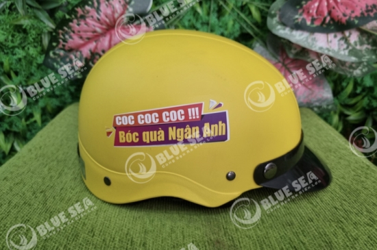 Vì sao người tiêu dùng tin tưởng thương hiệu in logo trên mũ bảo hiểm?