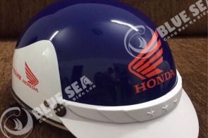 Mũ bảo hiểm quà tặng tri ân khách hàng cuối năm – Khẳng định giá trị thương hiệu cùng Blue Sea