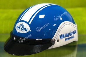 Phỏng vấn khách hàng về cảm nhận mũ bảo hiểm quà tặng từ Blue Sea