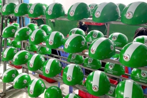 Xưởng In Logo Mũ Bảo Hiểm Theo Yêu Cầu - Giá Rẻ Chỉ Từ 42K Tận Xưởng