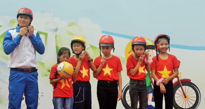 Mũ bảo hiểm - công cụ bảo vệ tính mạng con người